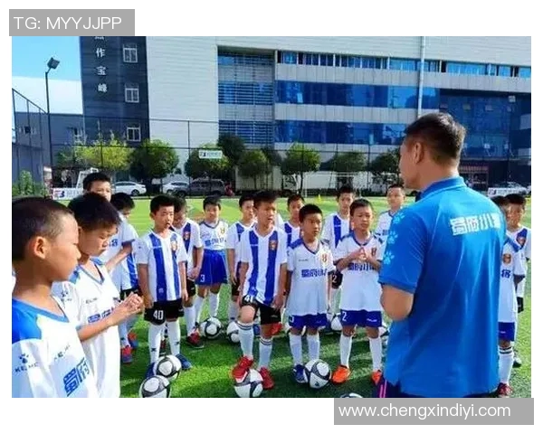 成都足球队荣登足球团队协作排行榜第三名展现强大团队精神