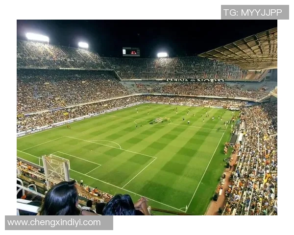 荷兰足球明星的传奇故事与他们在绿茵场上的辉煌成就